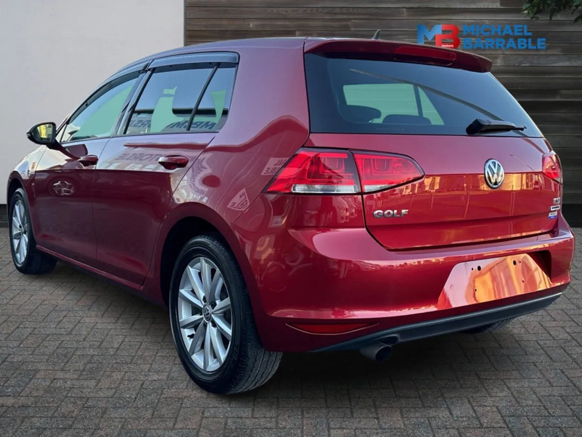 Volkswagen Golf 1.2L Petrol Automatic TSI Lounge E - Image 4