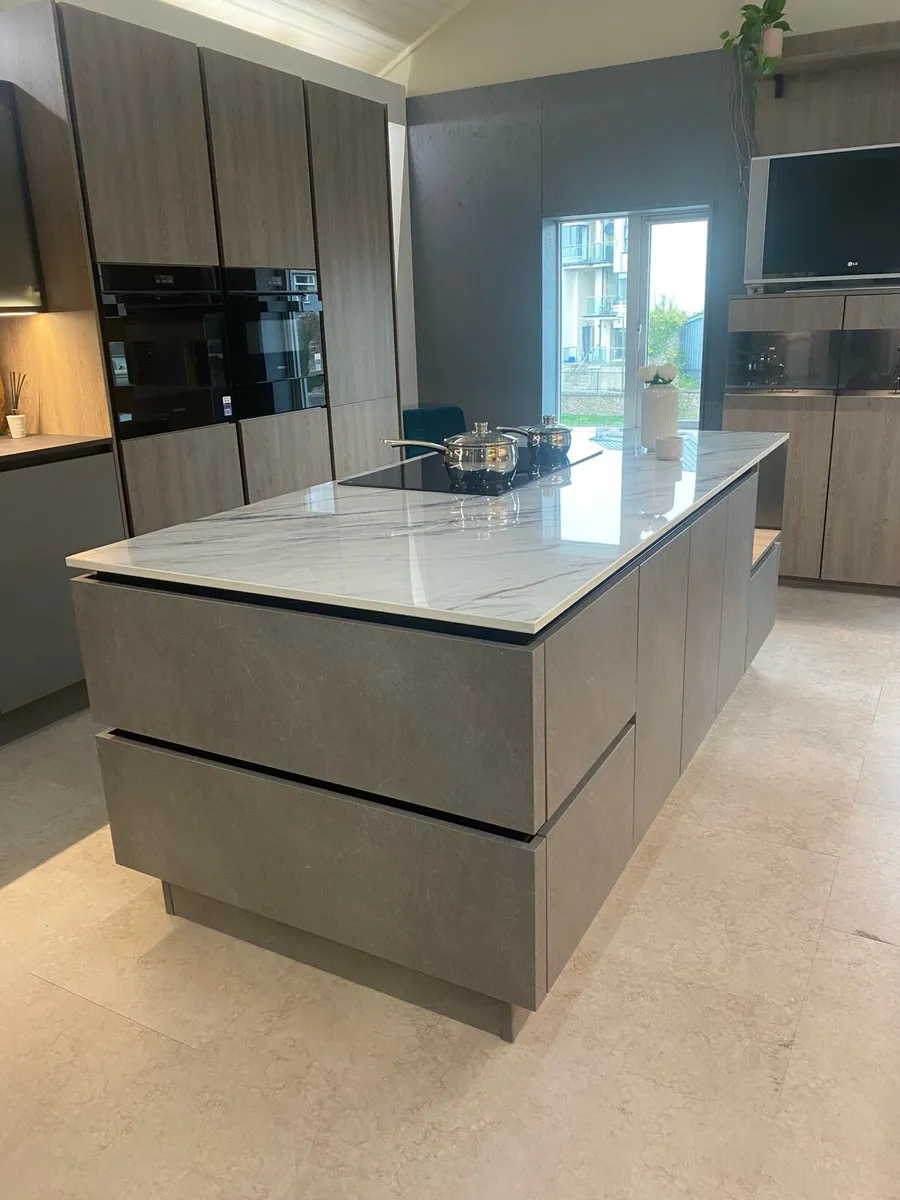 Kitchen - Image 1