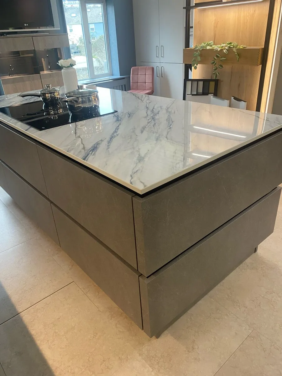 Kitchen - Image 2