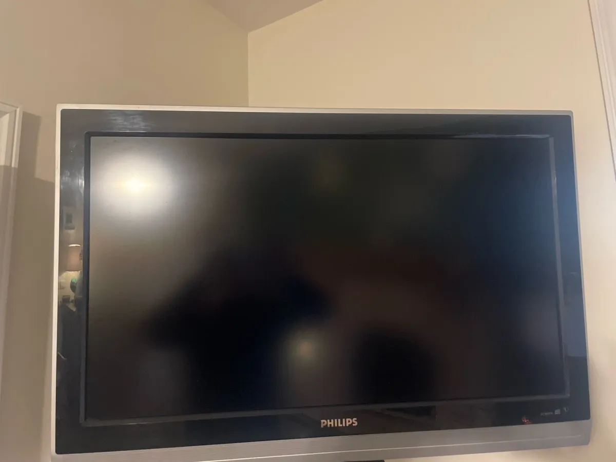 Wanted damaged Tv