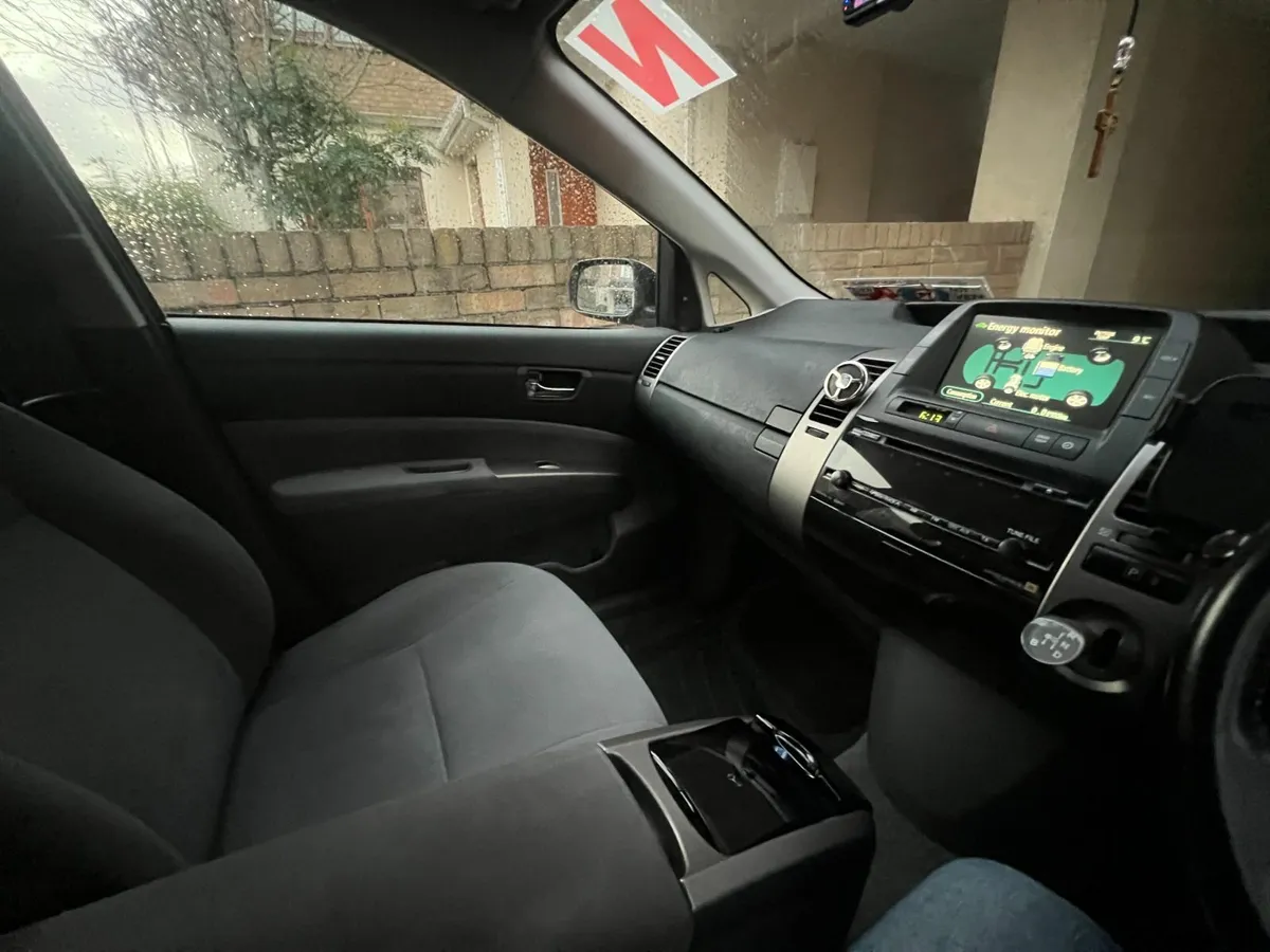 Toyota Prius 2007 - Image 3