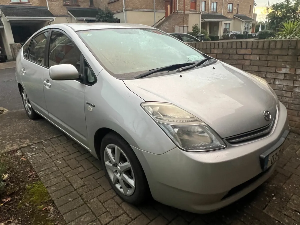 Toyota Prius 2007 - Image 2