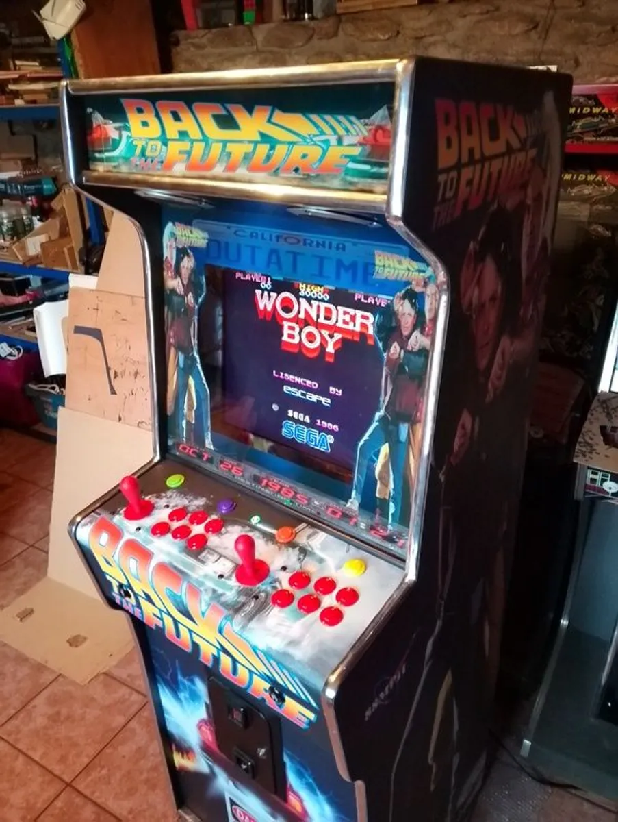 Arcade Cabinet Machine - Image 3