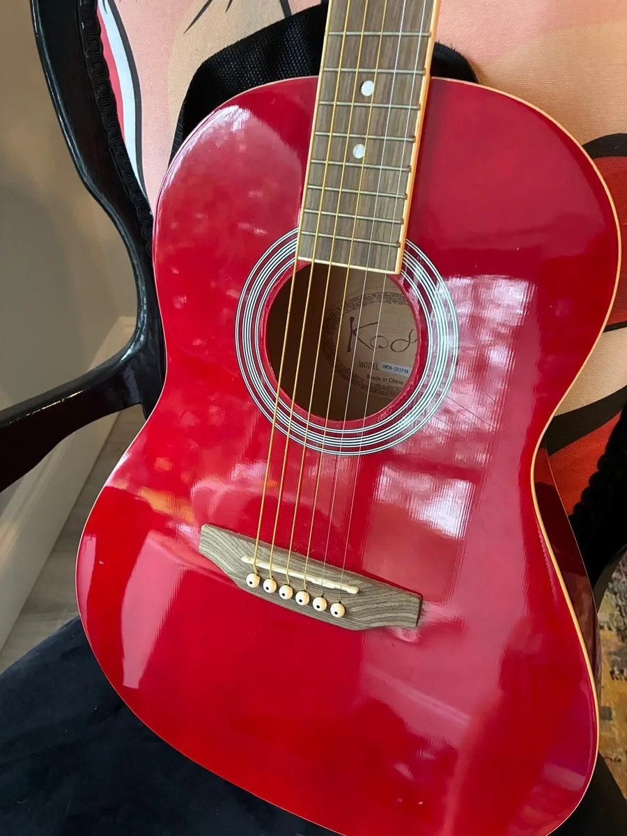 Guitar - Image 4