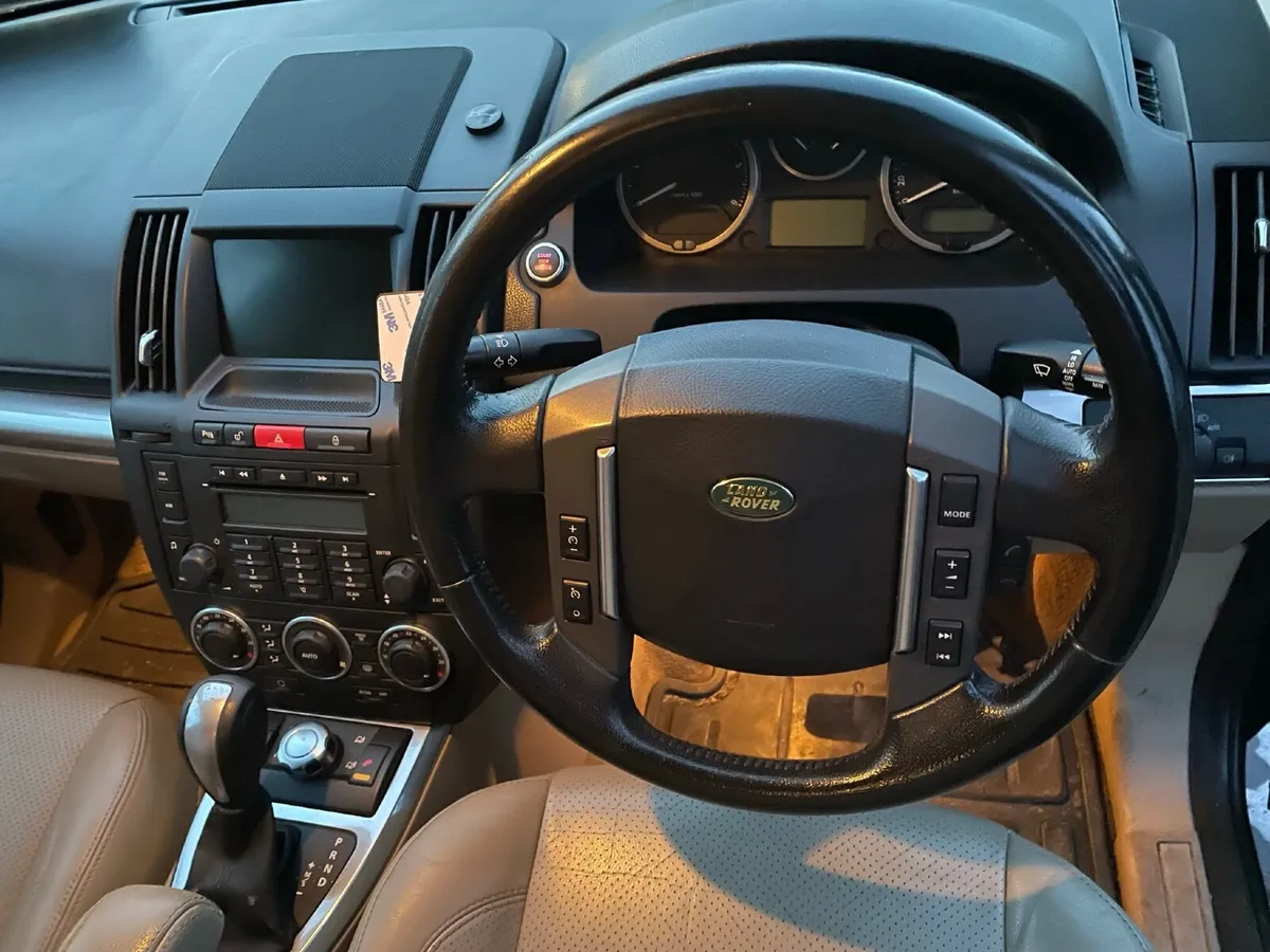 Land Rover Freelander 2009 - Image 3