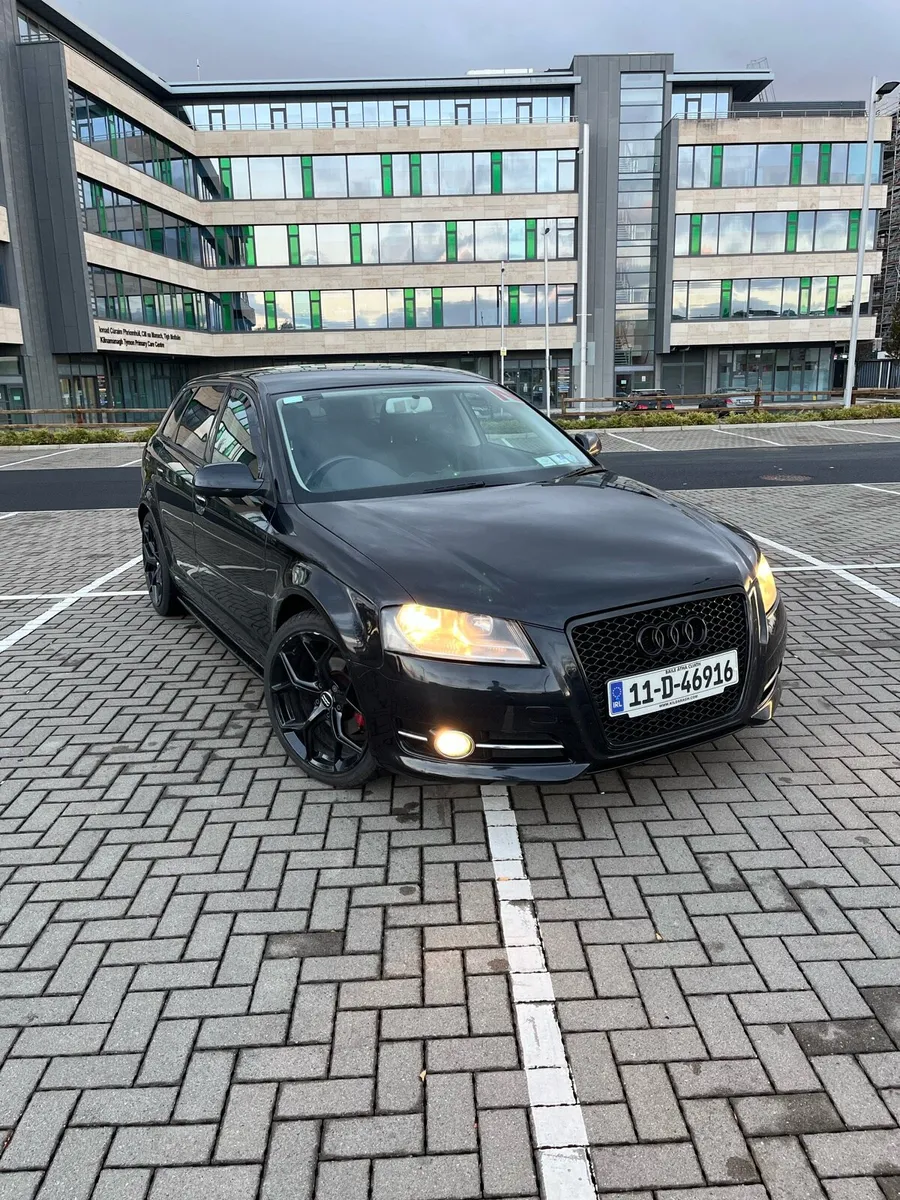 Audi A3 1.6tdi Maxton kit - Image 1