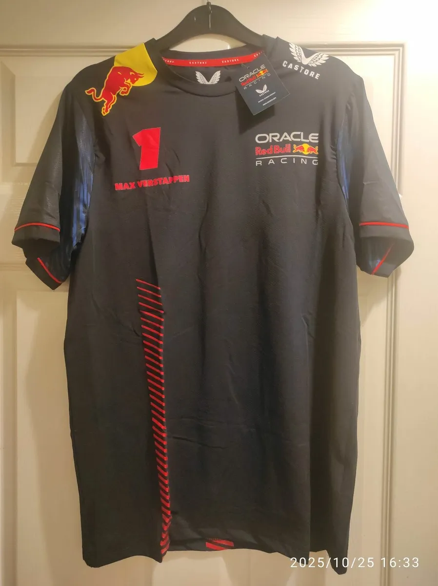 Official Max Verstappen F1 Red Bull jersey - Image 1