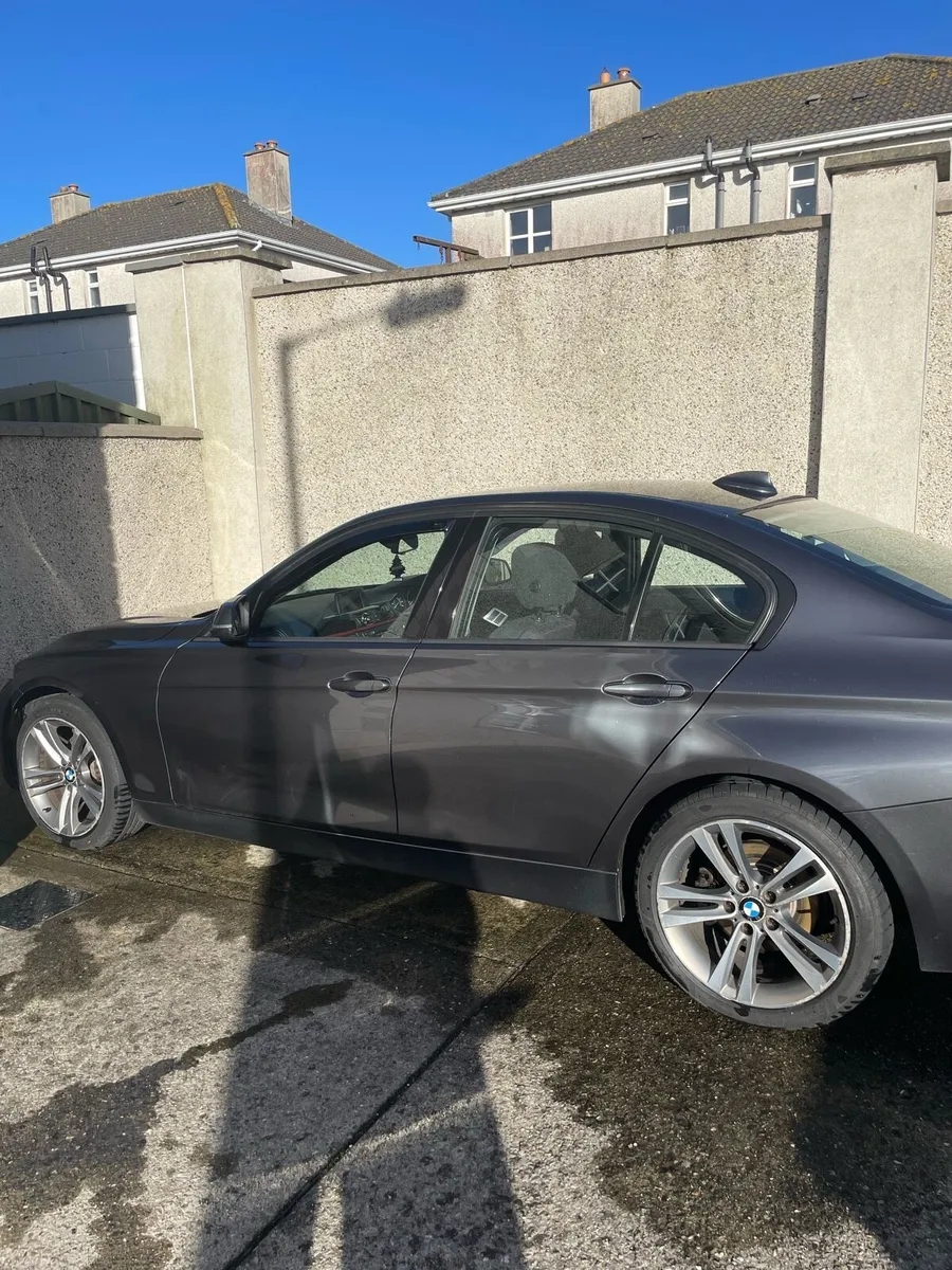 BMW 320D F30 Sport 2012 - Image 2