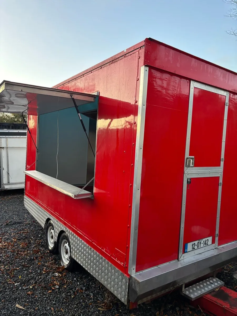 Catering trailer for sale - Image 2