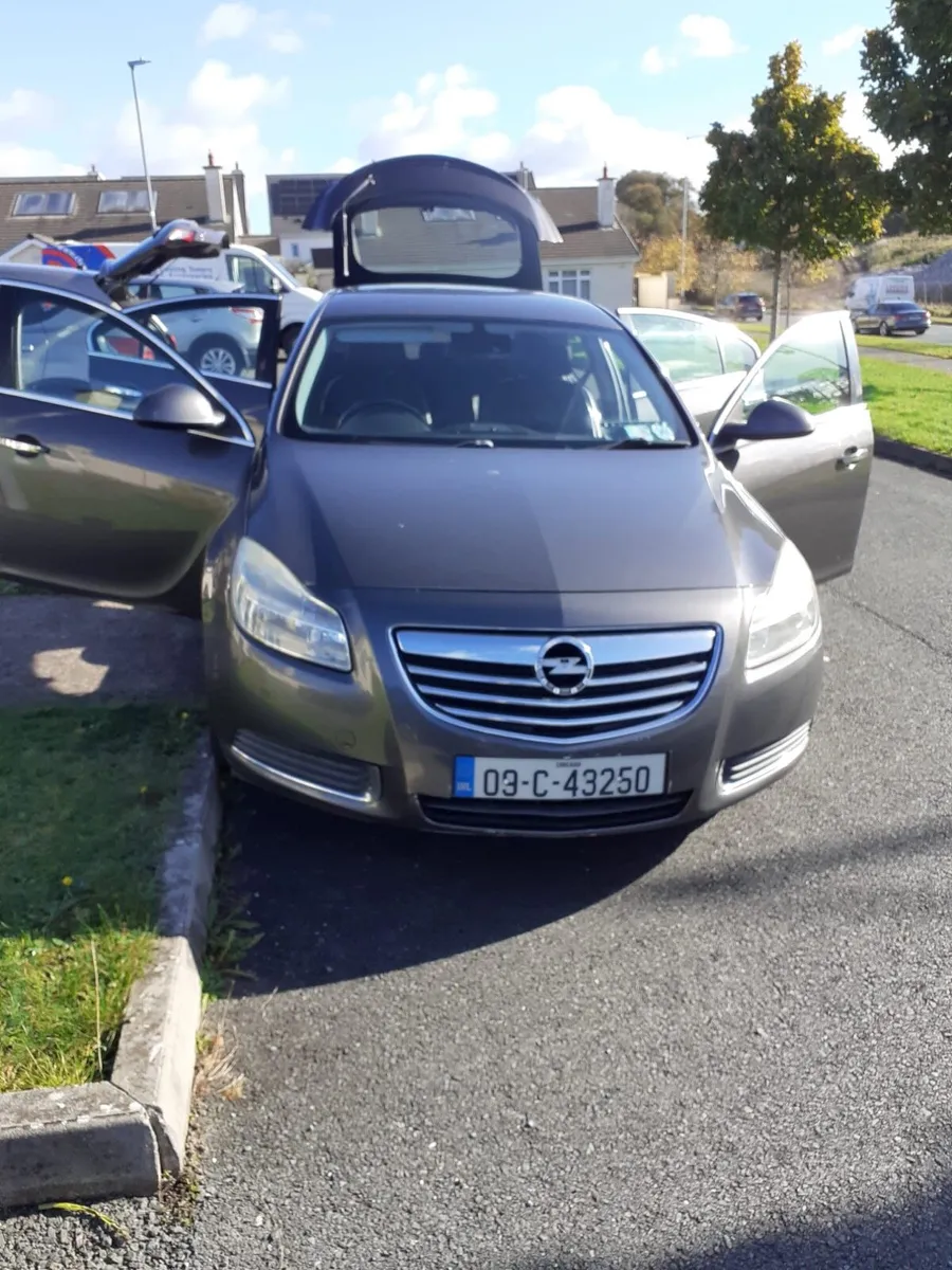 Vauxhall Insignia - Image 1
