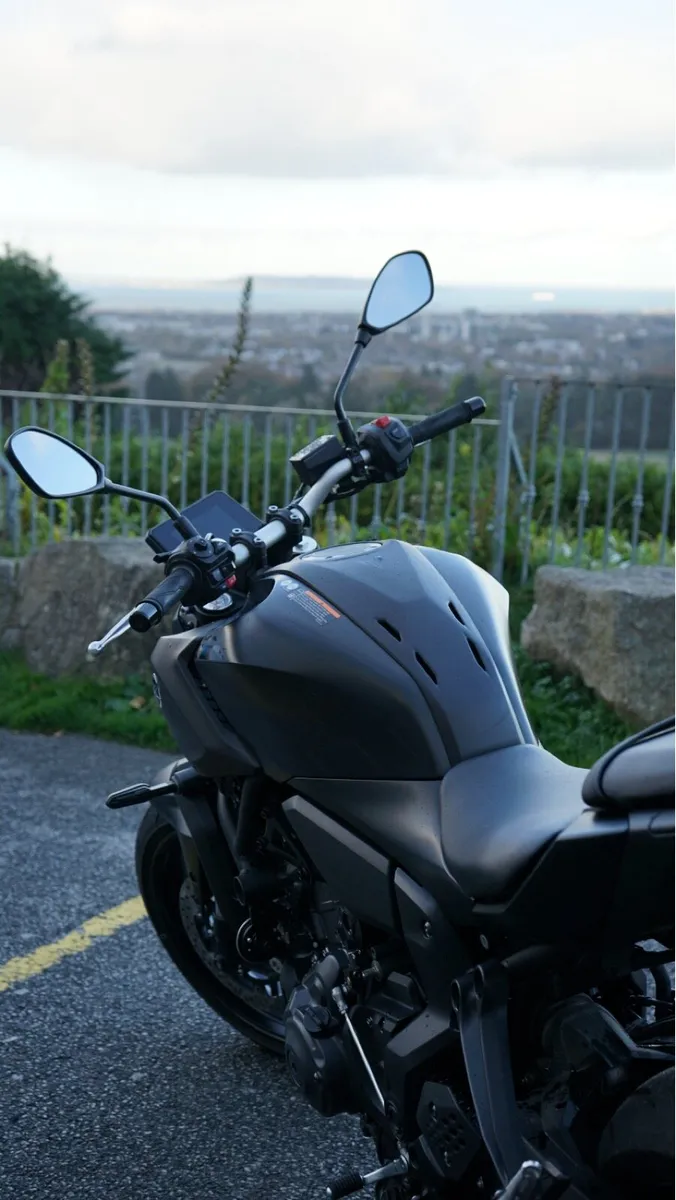 2025 Yamaha MT-07 – Like New – - Image 4