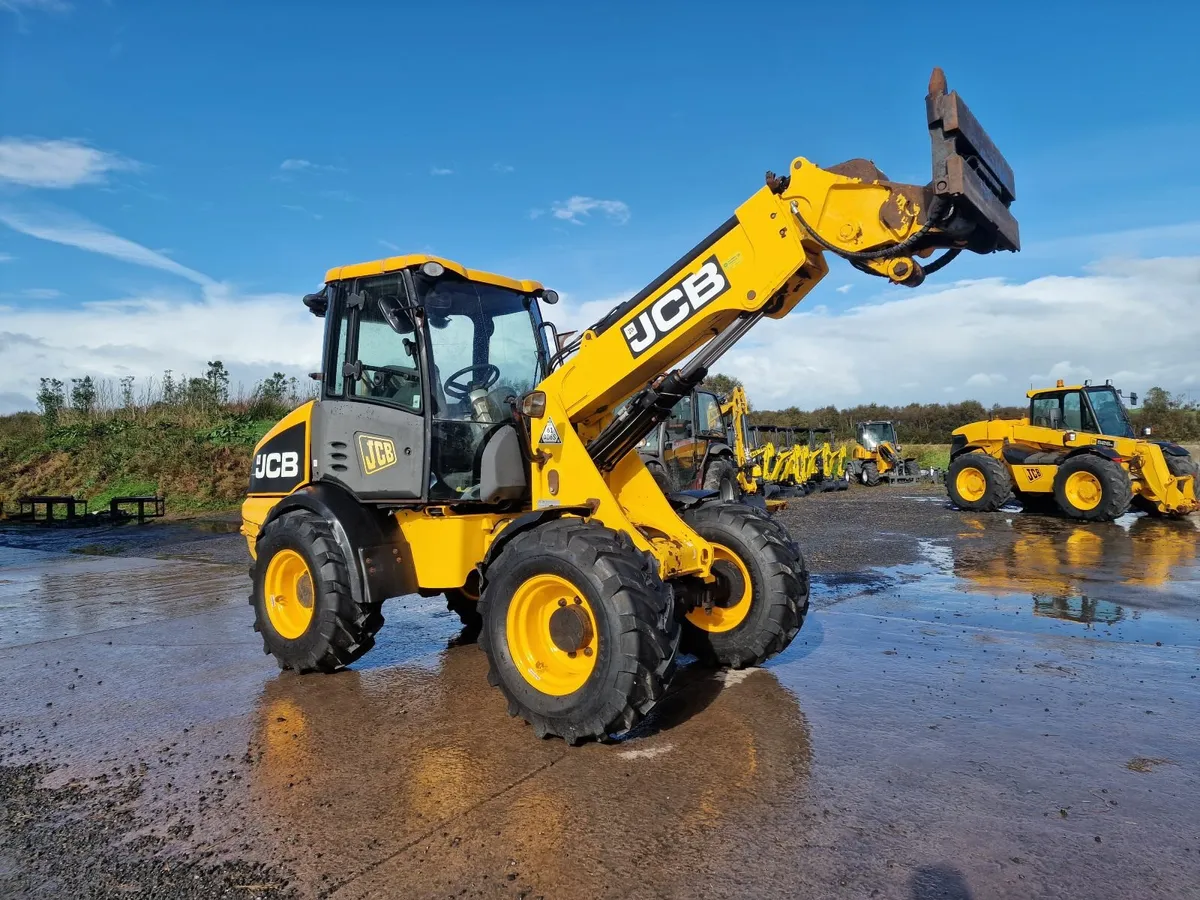 JCB TM220 - Image 2