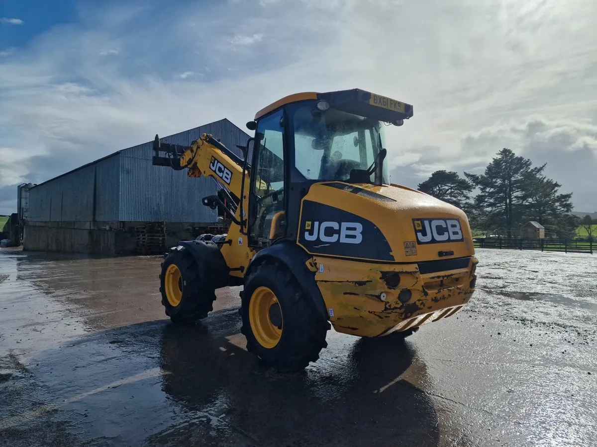 JCB TM220 - Image 4