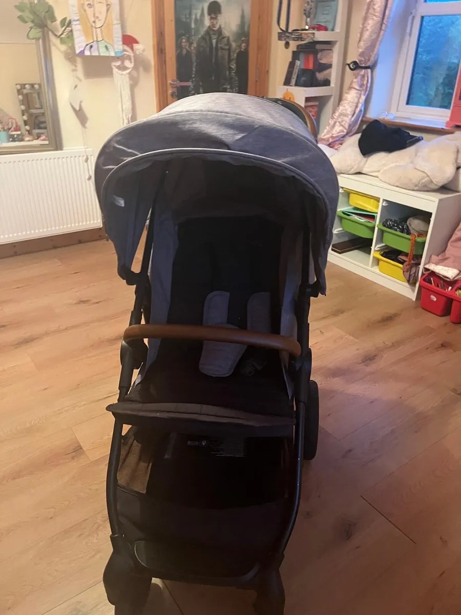 Child’s Buggie - Image 1