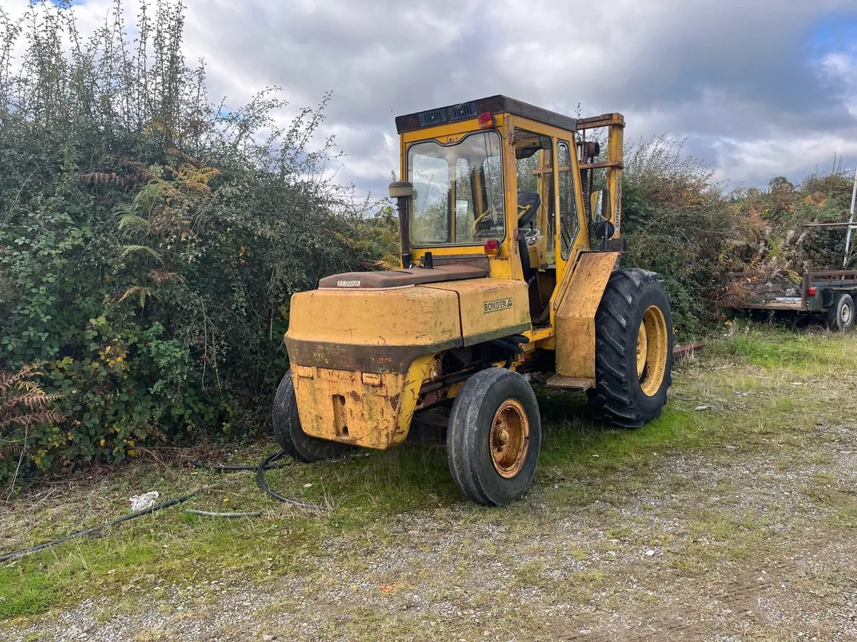 Forklift - Image 2