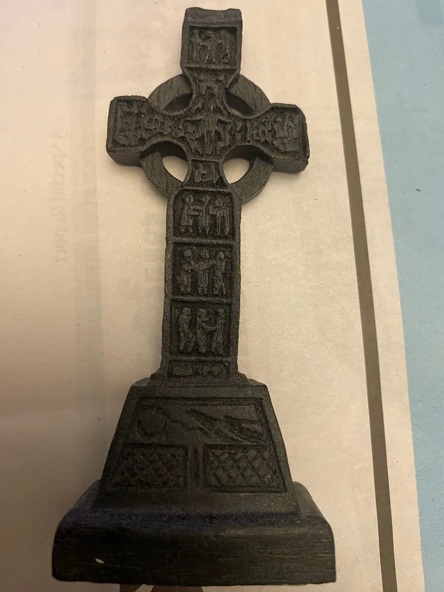 Monasterboice Cross in Turf - Image 1