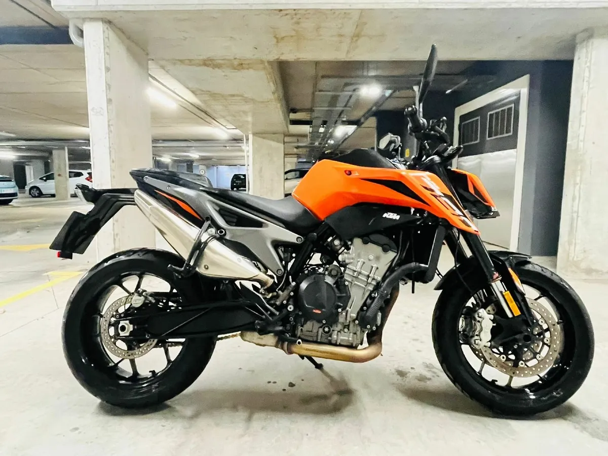 KTM Duke 790 - Image 4