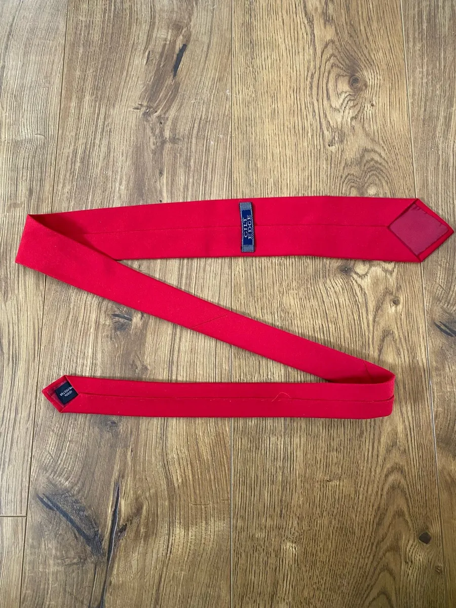 Gilt Edge Plain Red Tie - Image 1