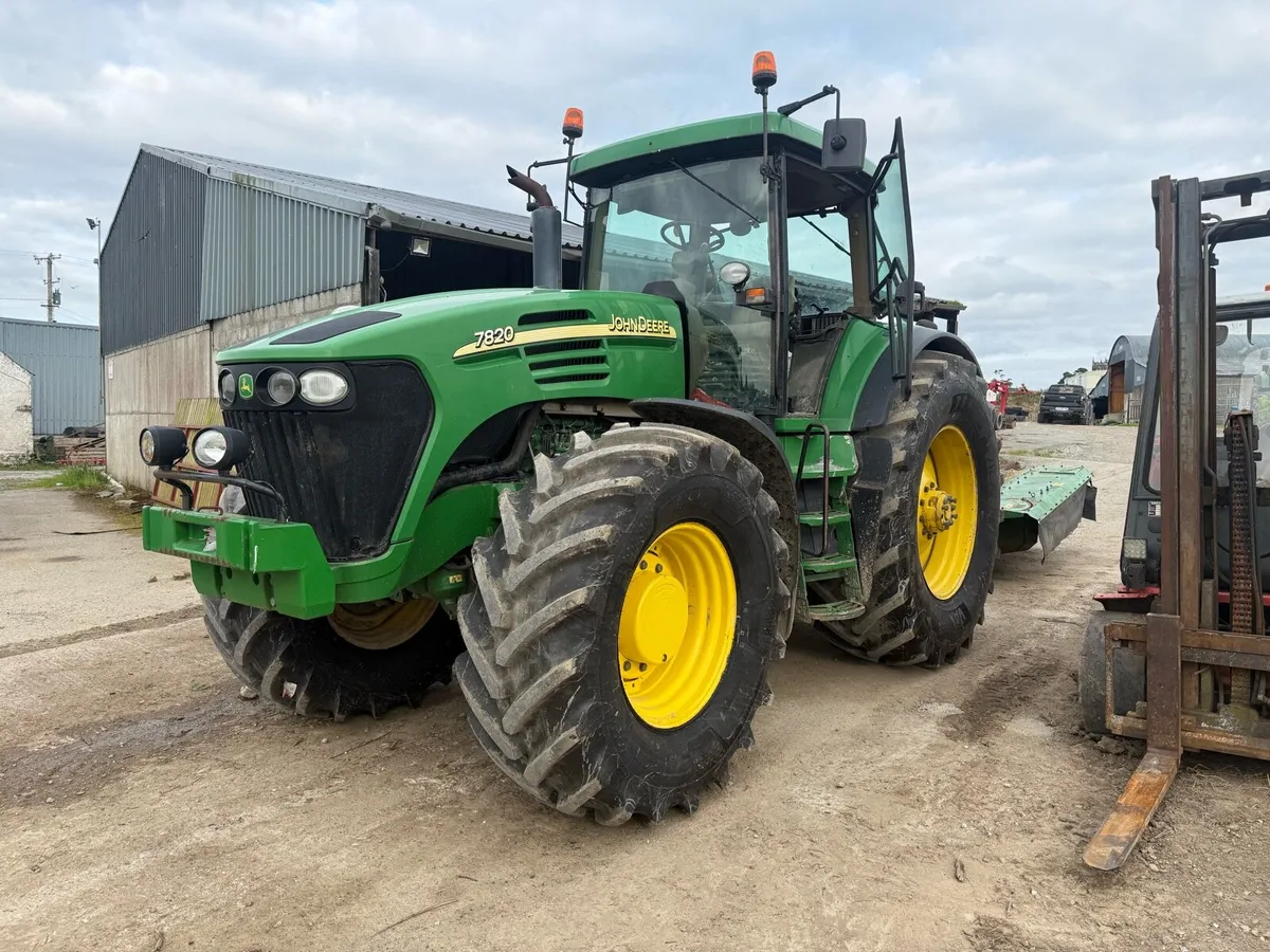 John deere 7820 - Image 1