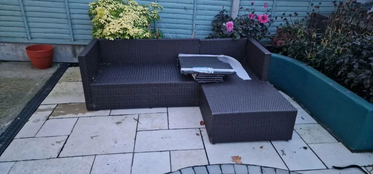 Garden Furniture - Image 4