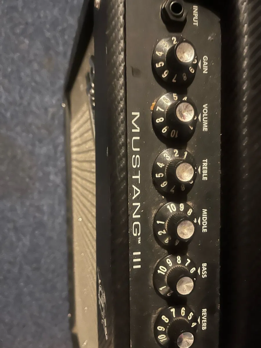Guitar amps - Image 3