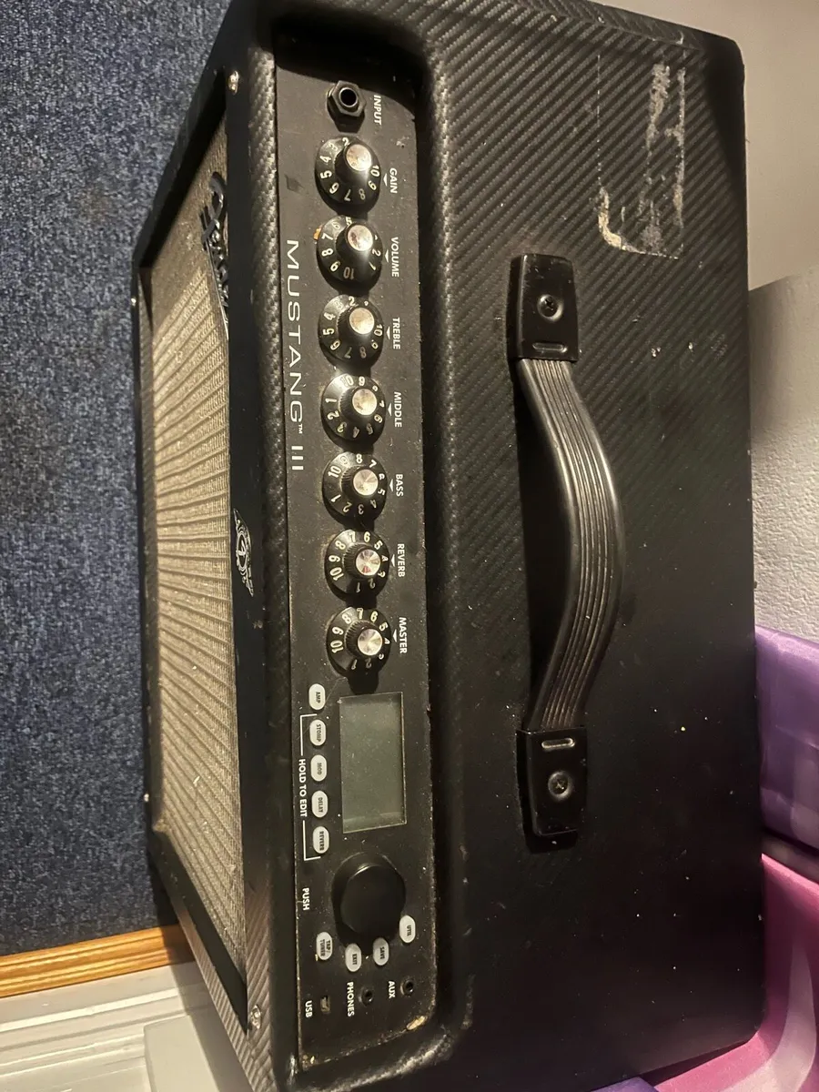 Guitar amps - Image 4