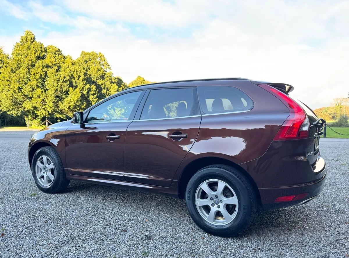 VOLVO XC60 // 2.0 DIESEL // NCT 05/26 // TAX 01/26 - Image 4