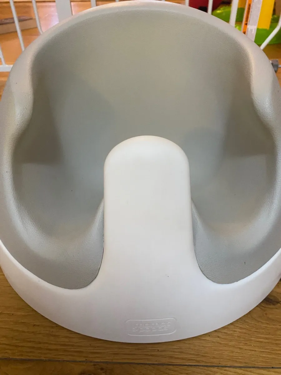 Snug Floor Baby Seat - Image 1