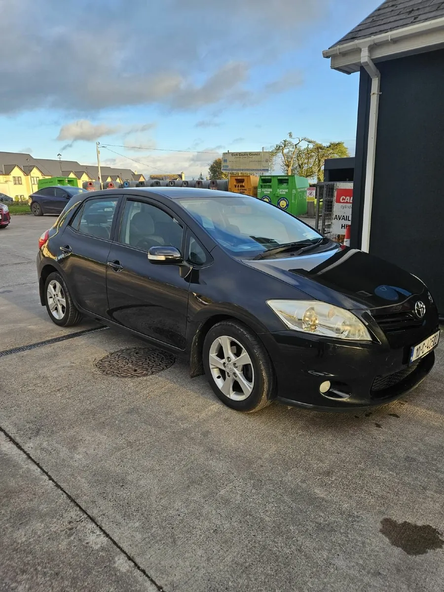 Toyota Auris 2010 - Image 3