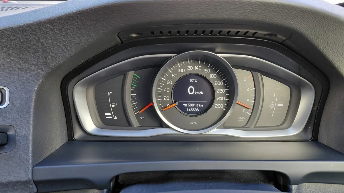 161 Volvo S60 2.0D - Image 4