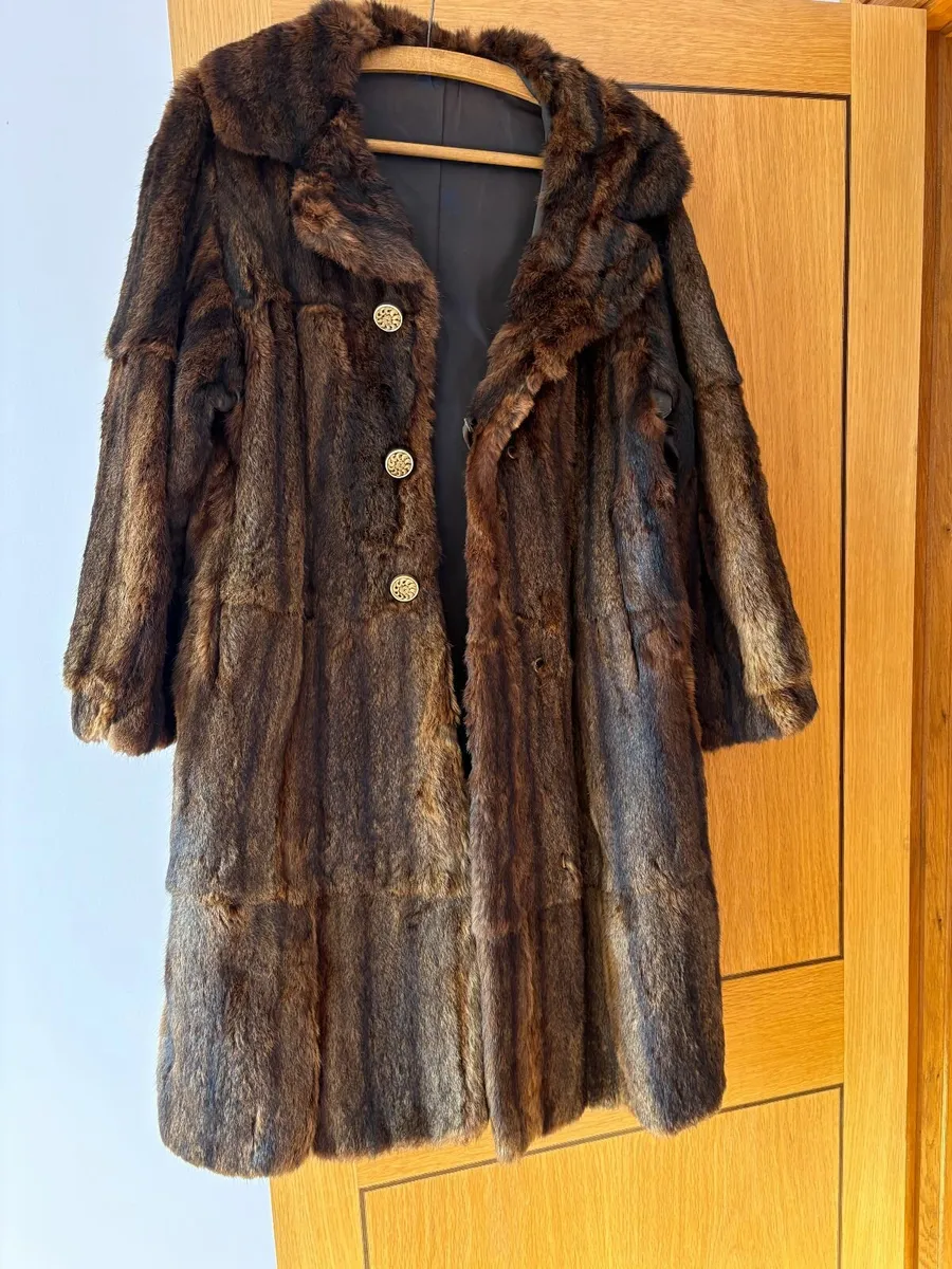 Genuine real fur coat - Image 1