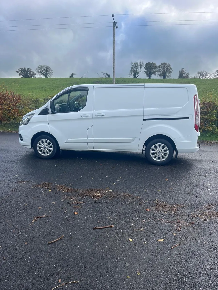 Ford Transit Custom 2018 - Image 2