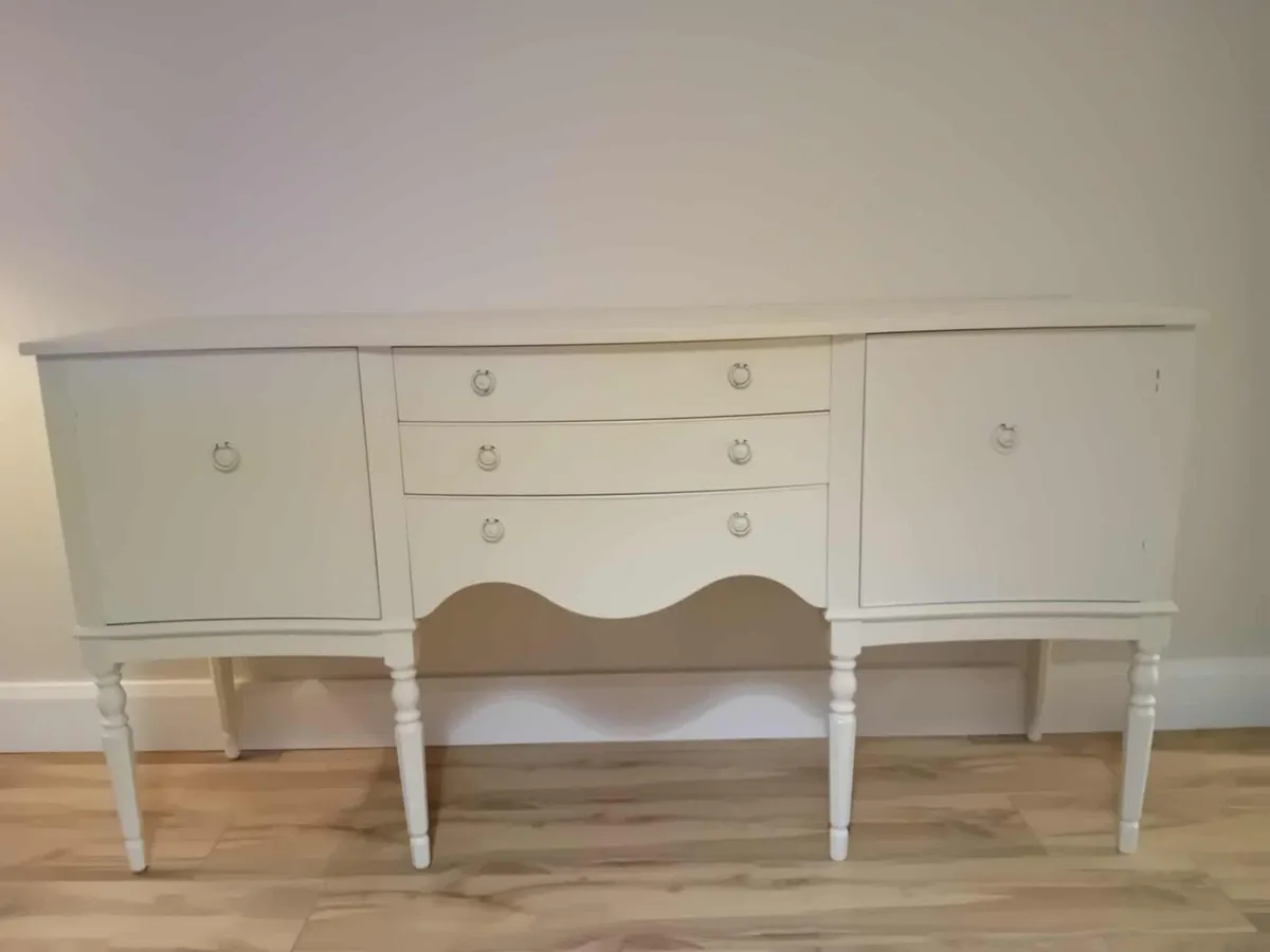 Vintage (Shabby Chic) Living Room ... - Image 3