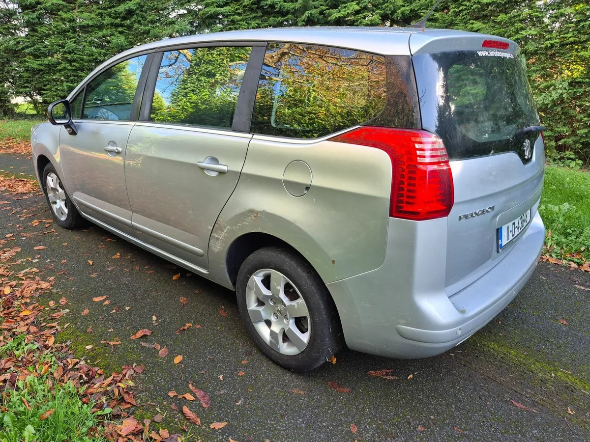 Peugeot 5008 2011 7 Seater - Image 3