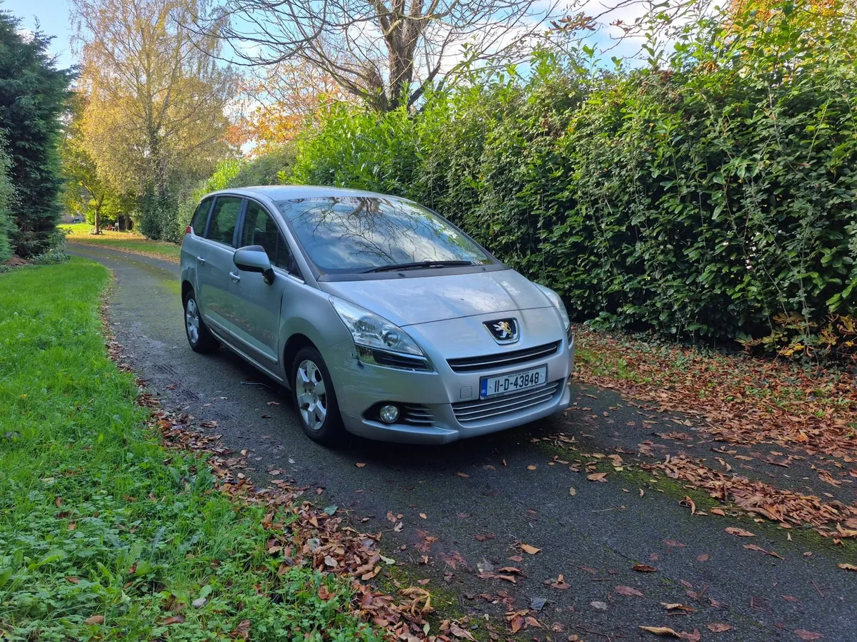 Peugeot 5008 2011 7 Seater - Image 4