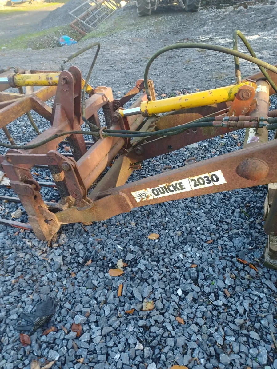 Quickie 2030 loader - Image 3