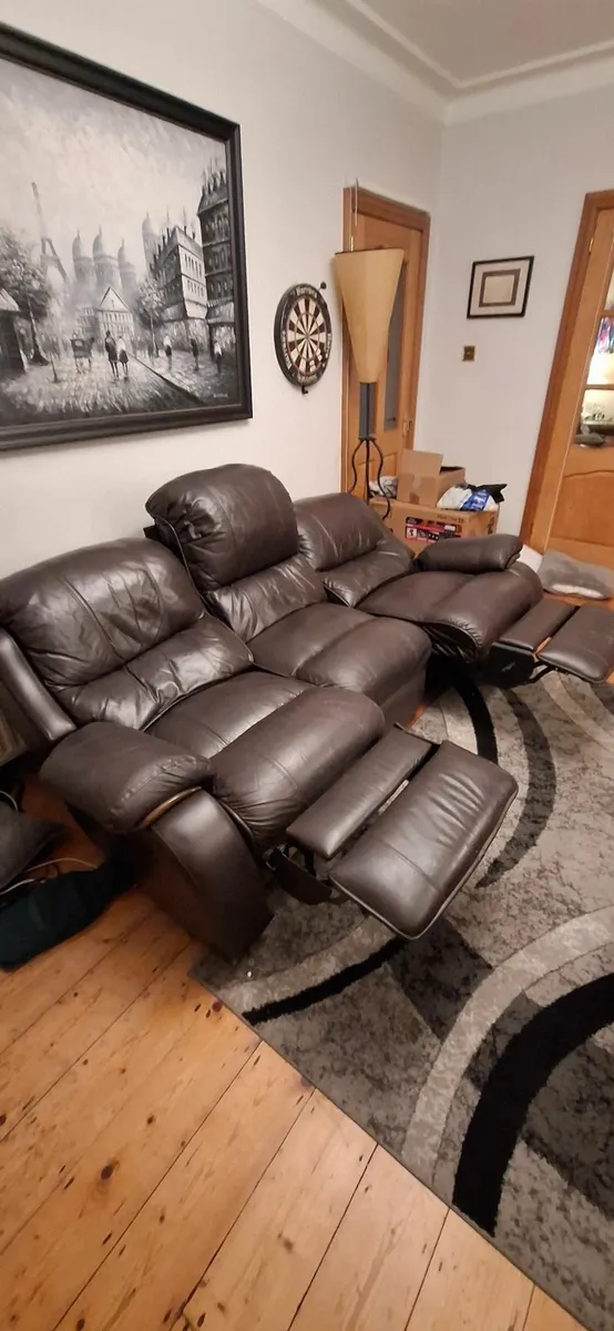Couch - Image 4