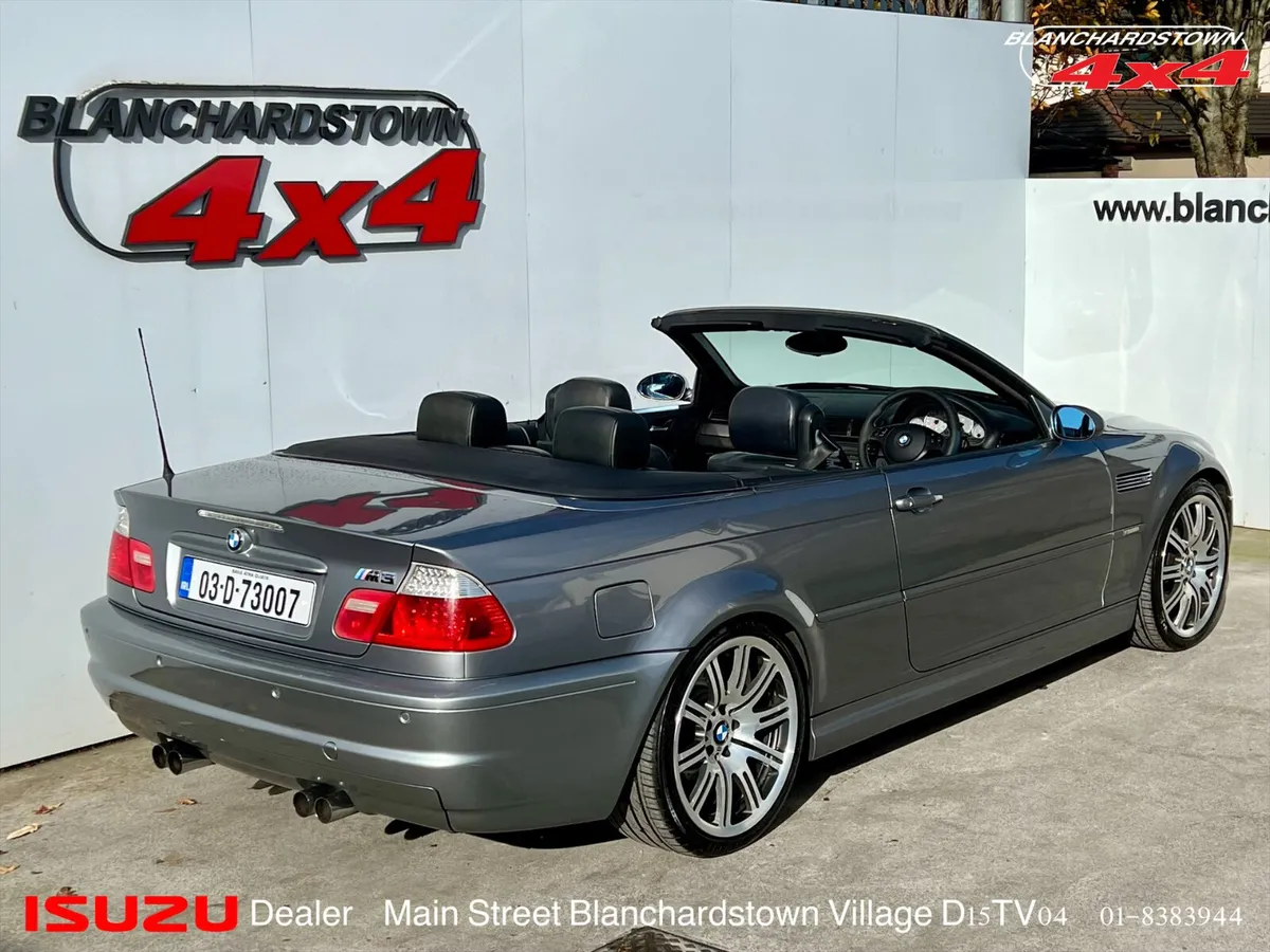 BMW M3 ULTIMATE DRIVING MACHINE 6MT - Image 2