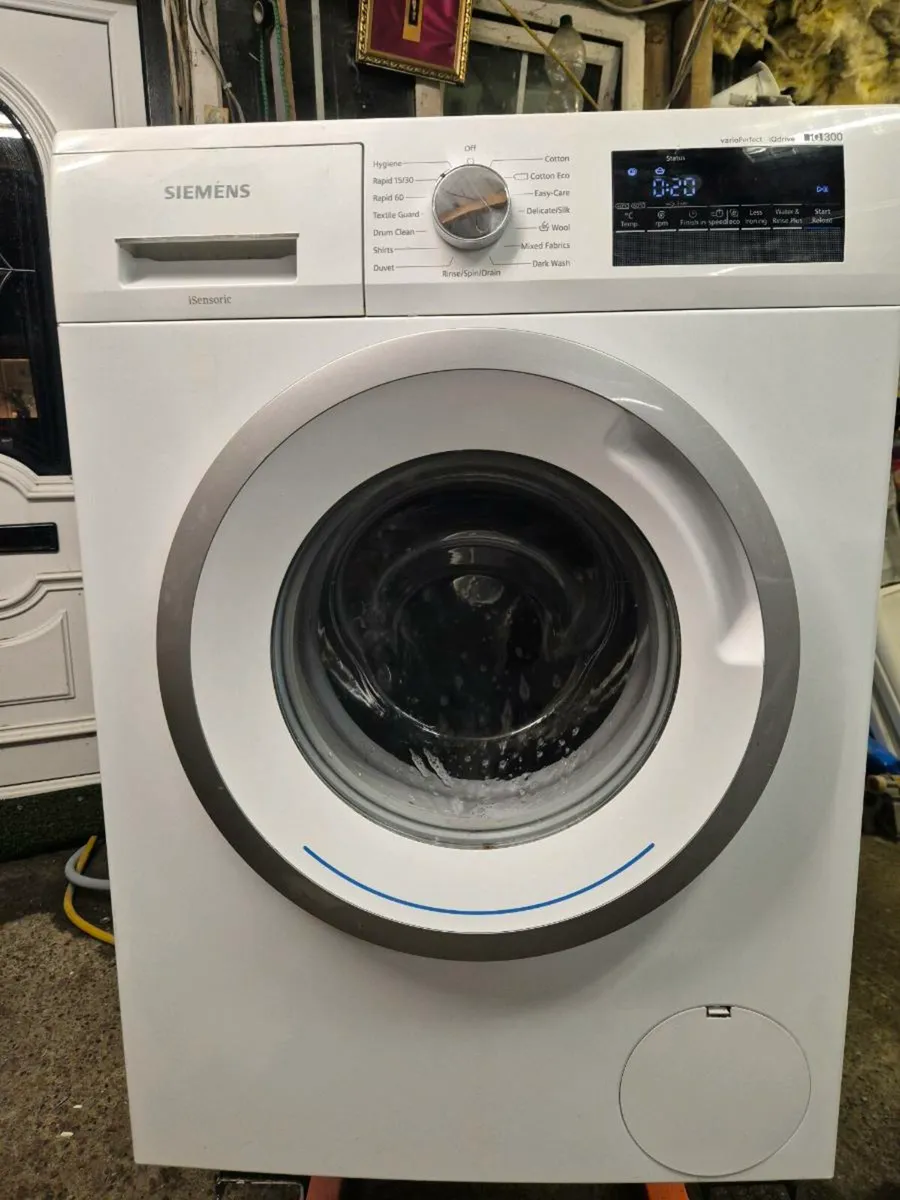 Siemens 8kg Washing Machine For Sale in Great Cond
