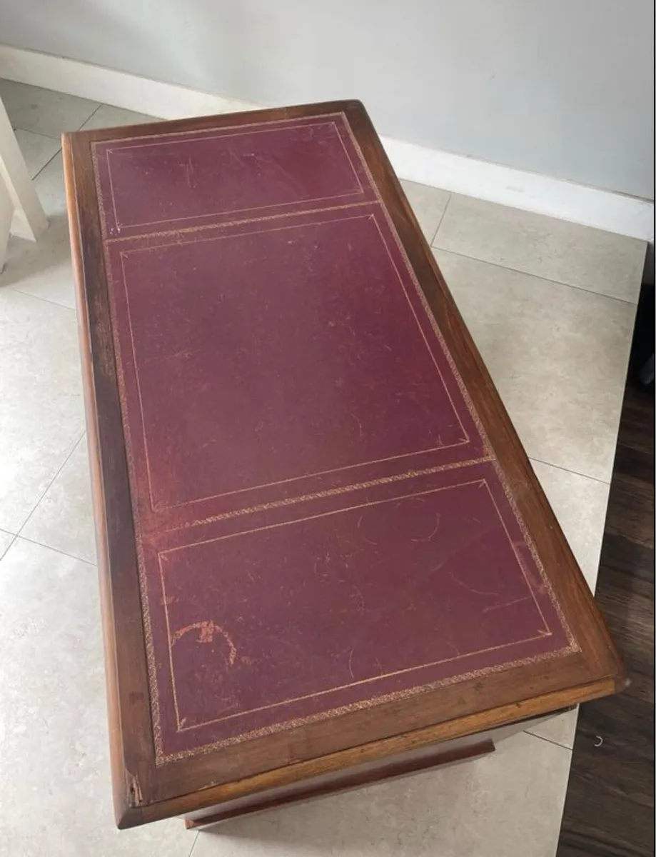 Vintage desk - Image 2