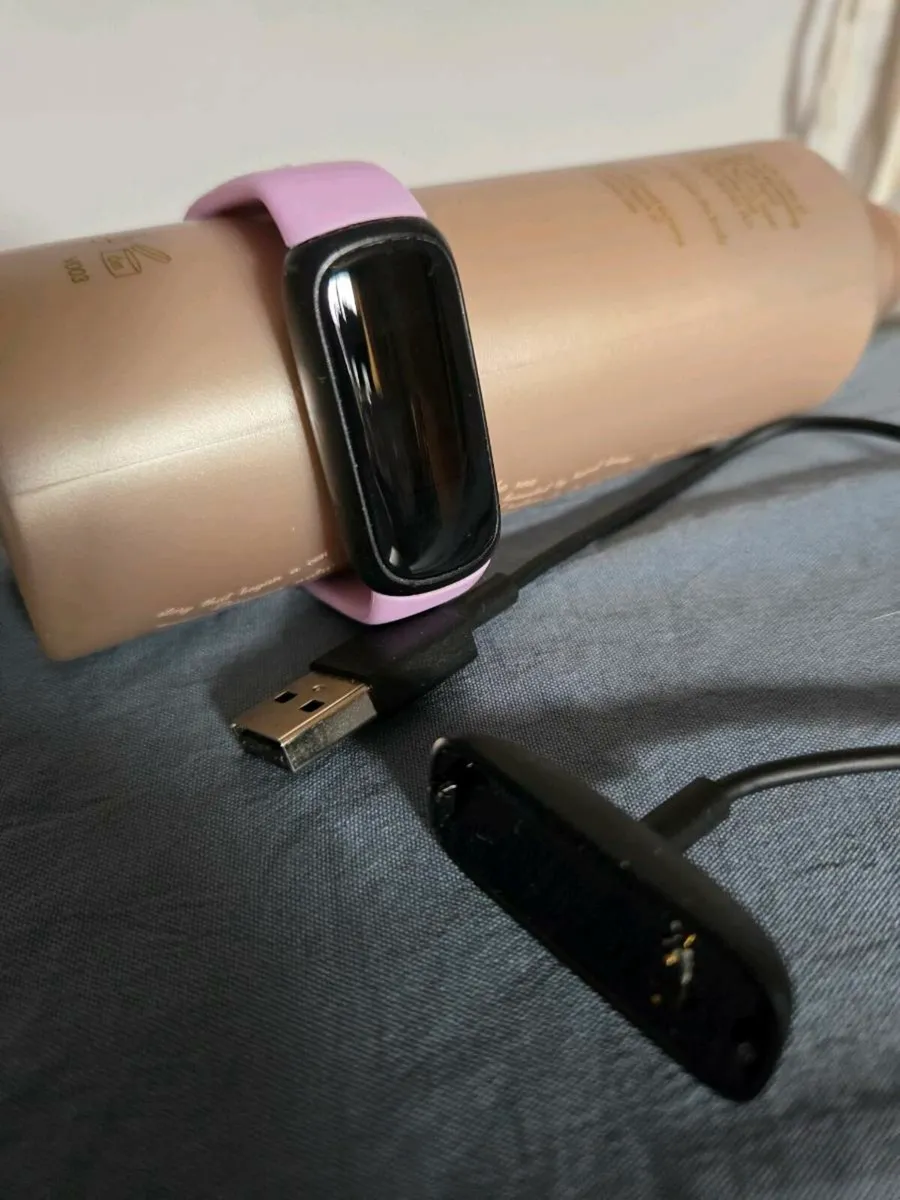 Fitbit Inspire 3 - Image 2