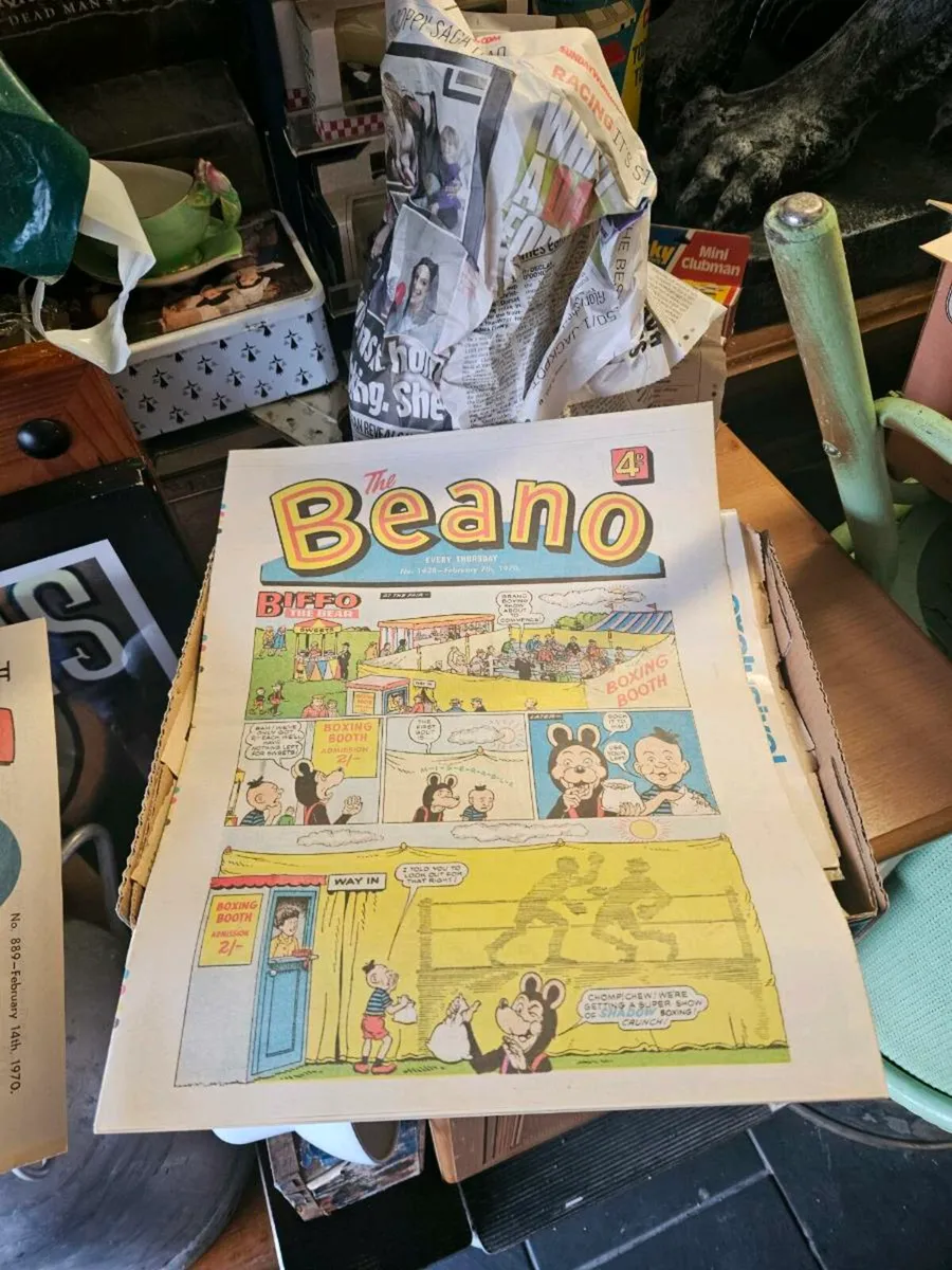 Vintage Beano Comic - Image 1