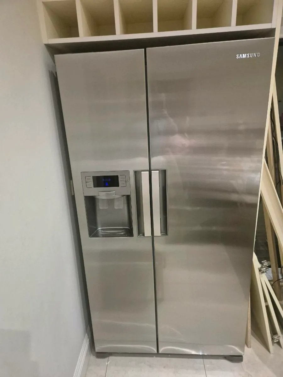 Samsung American fridge freezer