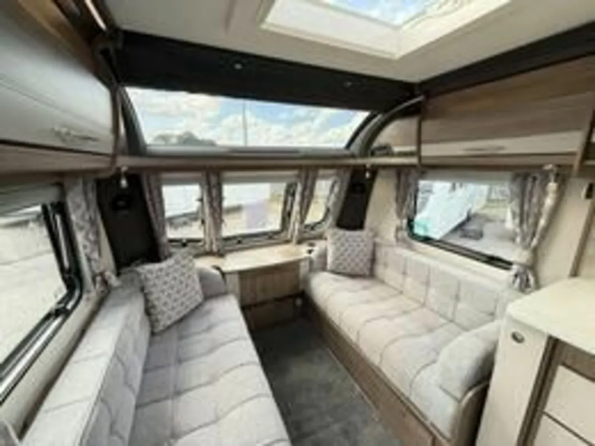 COACHMAN VIP 575 CARAVAN - Image 2