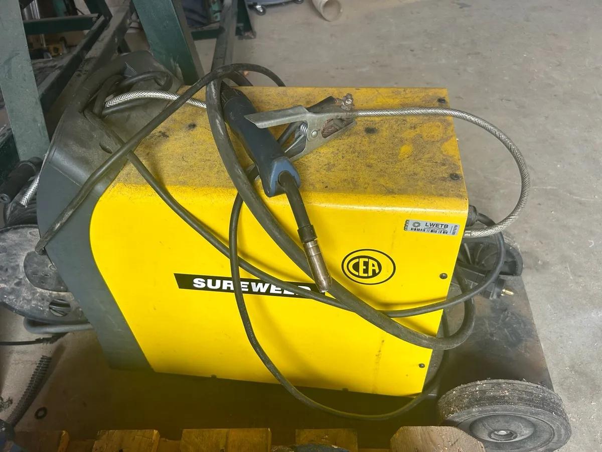 Ex school mig welder - Image 1
