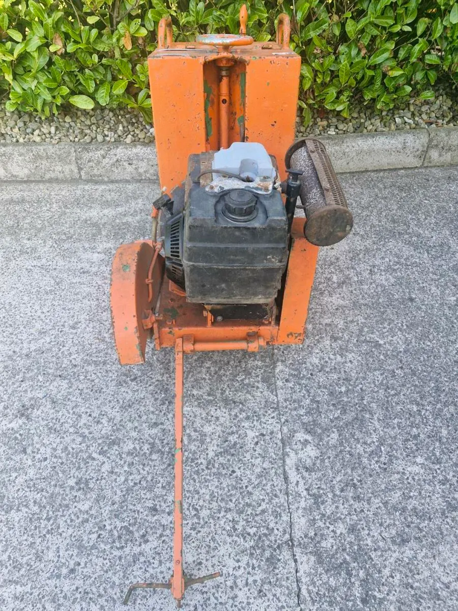 Road Saw - Image 1