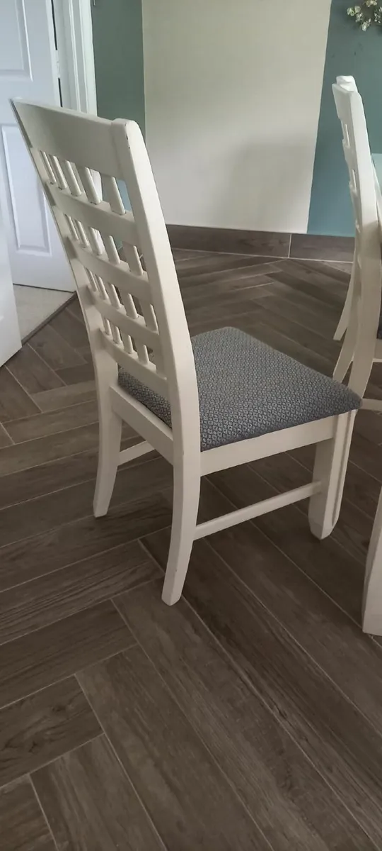 8 Seater Table and Chair Set - Image 3