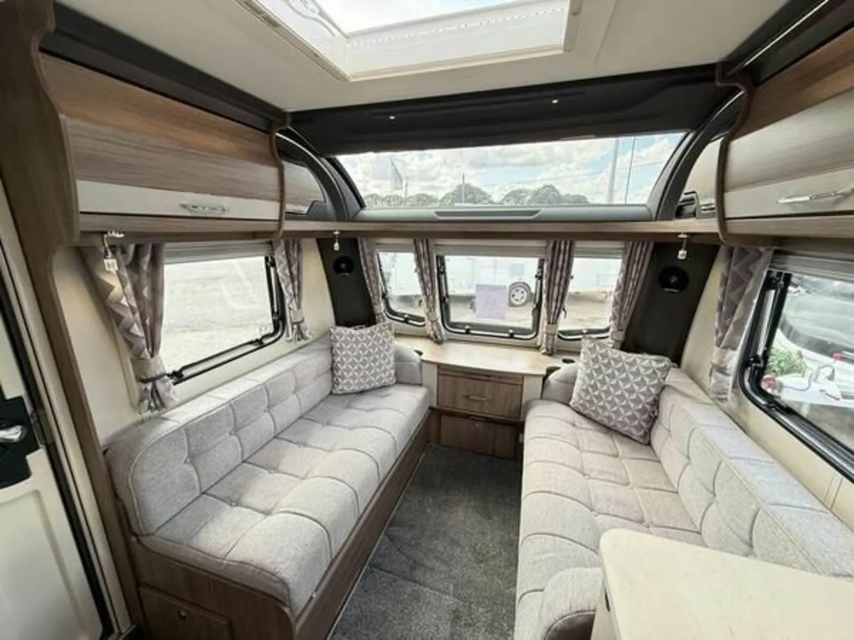 COACHMAN VIP 575 CARAVAN - Image 3