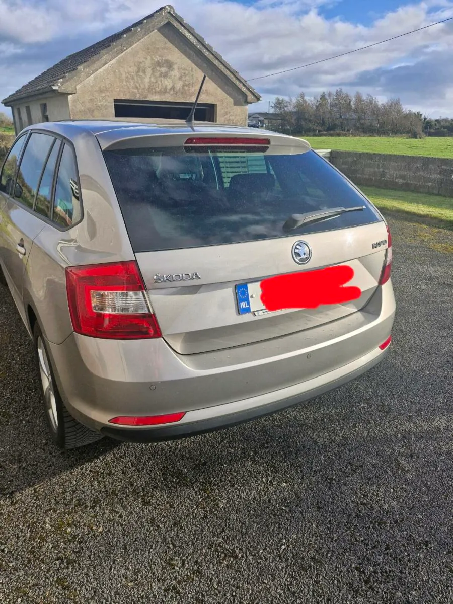 Skoda rapid - Image 2