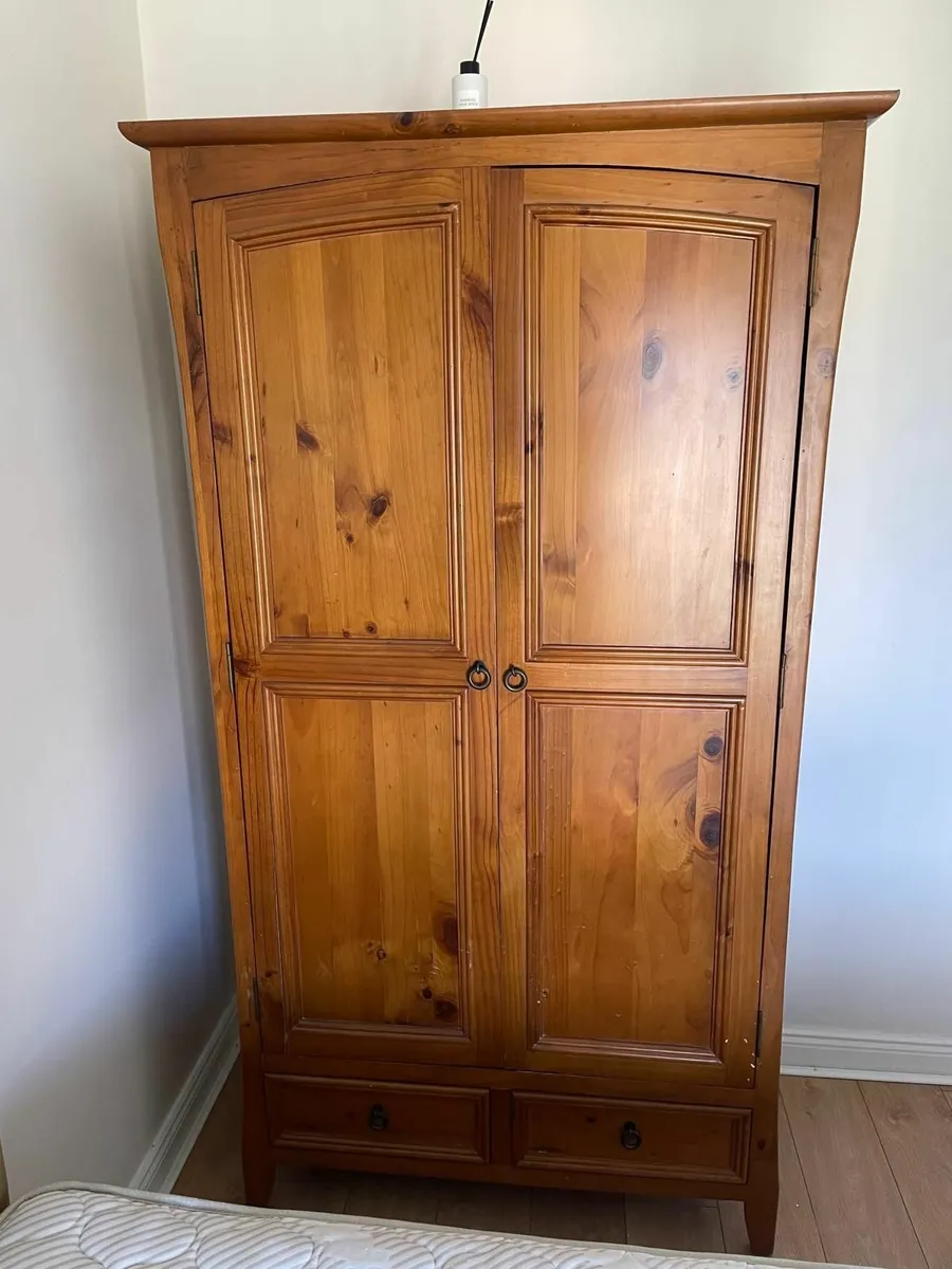 Wardrobe - Image 2